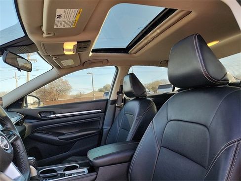 Used 2023 Nissan Altima 2.5 SL image 13