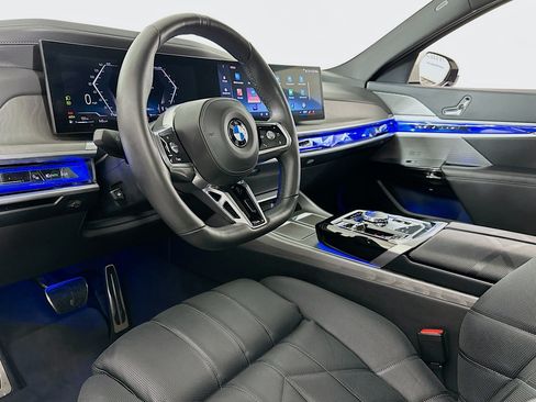 Used 2023 BMW 760i xDrive AWD/4WD image 7