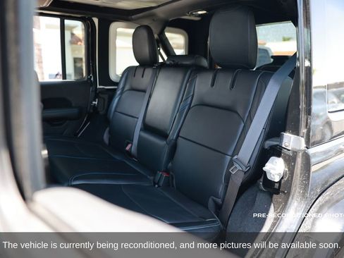 Used 2024 Jeep Wrangler Unlimited Rubicon 4xe image 12