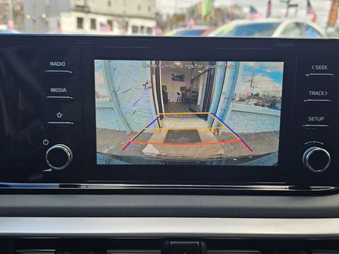 Used 2022 Kia K5 LXS image 25