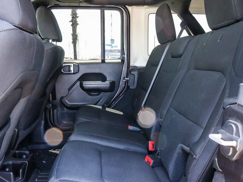 Used 2021 Jeep Wrangler Unlimited Sport AWD/4WD image 17