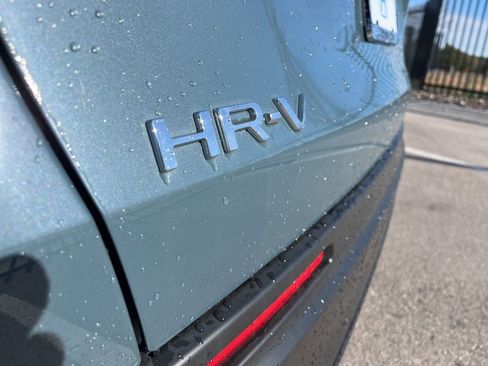 Certified 2025 Honda HR-V LX image 8