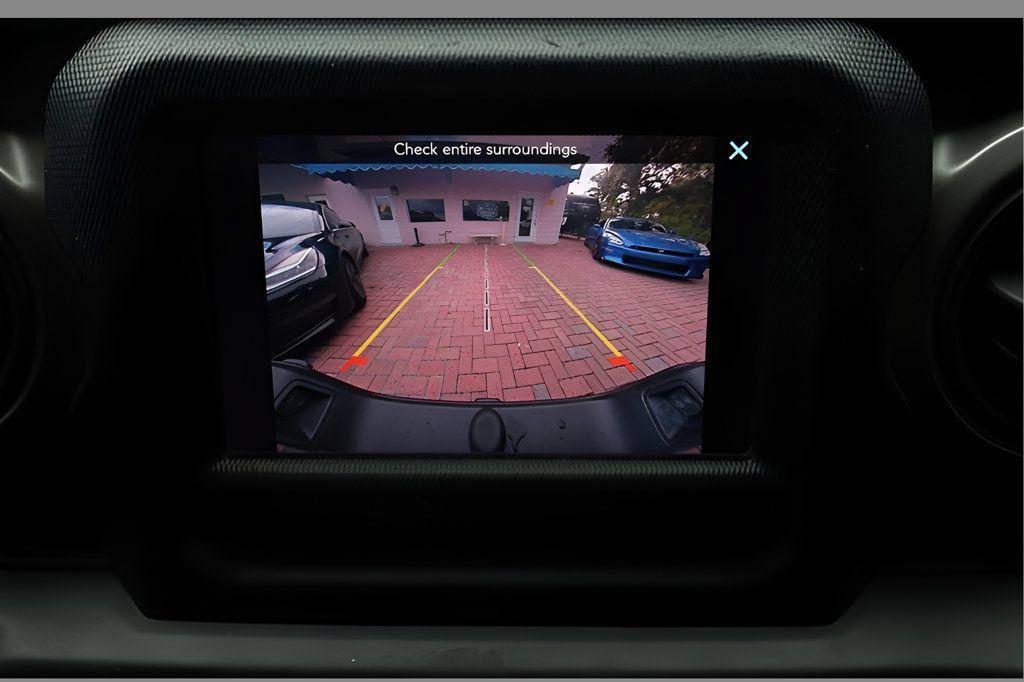 Used 2022 Jeep Gladiator Sport AWD/4WD image 32