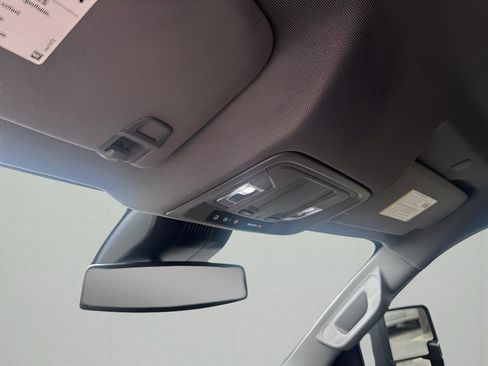 Used 2025 Chevrolet Silverado 2500 Custom w/ Custom Value Package image 34