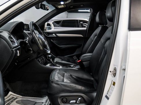 Used 2018 Audi Q3 2.0T Premium w/ Convenience Package image 4