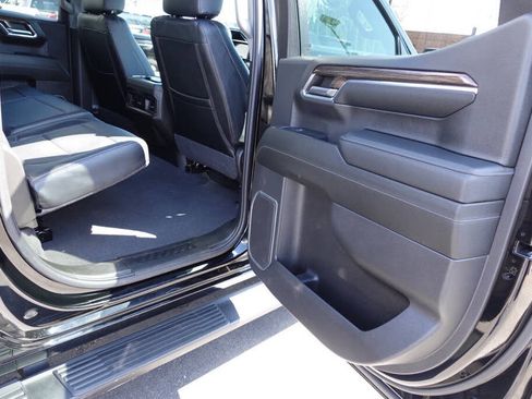 Used 2024 Chevrolet Silverado 1500 RST AWD/4WD image 29