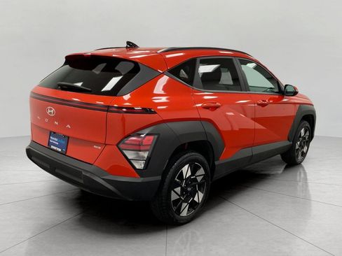Certified 2025 Hyundai Kona SEL AWD/4WD image 3