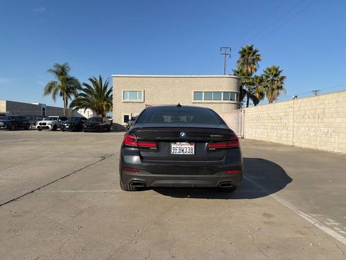 Certified 2023 BMW 530e w/ Executive Package image 4