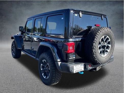 Used 2024 Jeep Wrangler Unlimited Rubicon 4xe image 7