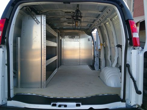 Used 2025 Chevrolet Express 2500 Extended w/ Communications Package image 7