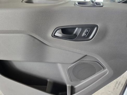 New 2025 Ford Transit 250 Low Roof image 17