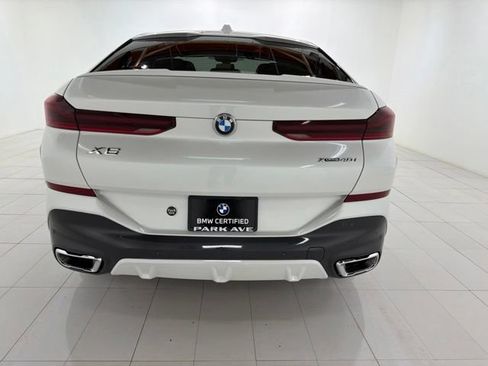 Used 2024 BMW X6 xDrive40i w/ Executive Package AWD/4WD image 4
