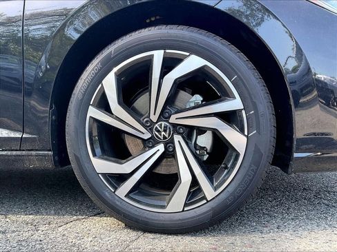 New 2026 Volkswagen Jetta SEL FWD image 7