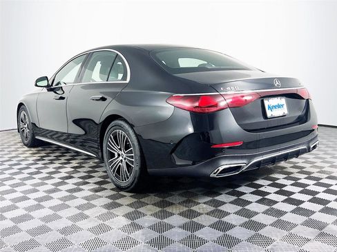 New 2026 Mercedes-Benz E 450 4MATIC Sedan image 4