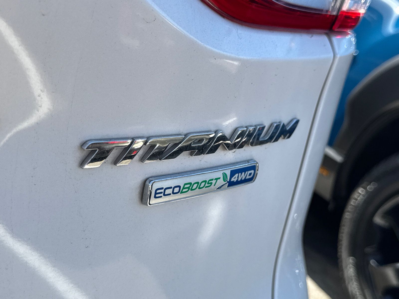 Used 2013 Ford Escape Titanium w/ Parking Technology Pkg AWD/4WD image 2