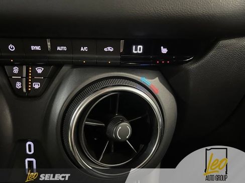 Used 2024 Chevrolet Blazer LT FWD image 11