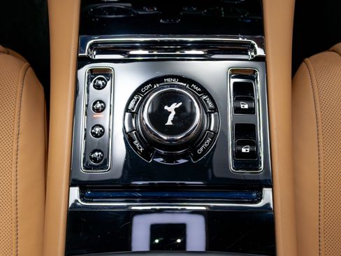 Used 2022 Rolls-Royce Ghost AWD/4WD image 36