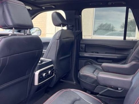 Used 2024 Ford Expedition Max Limited AWD/4WD image 5