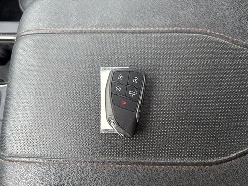 Used 2025 GMC Sierra 1500 AT4 w/ AT4 Premium Package image 26