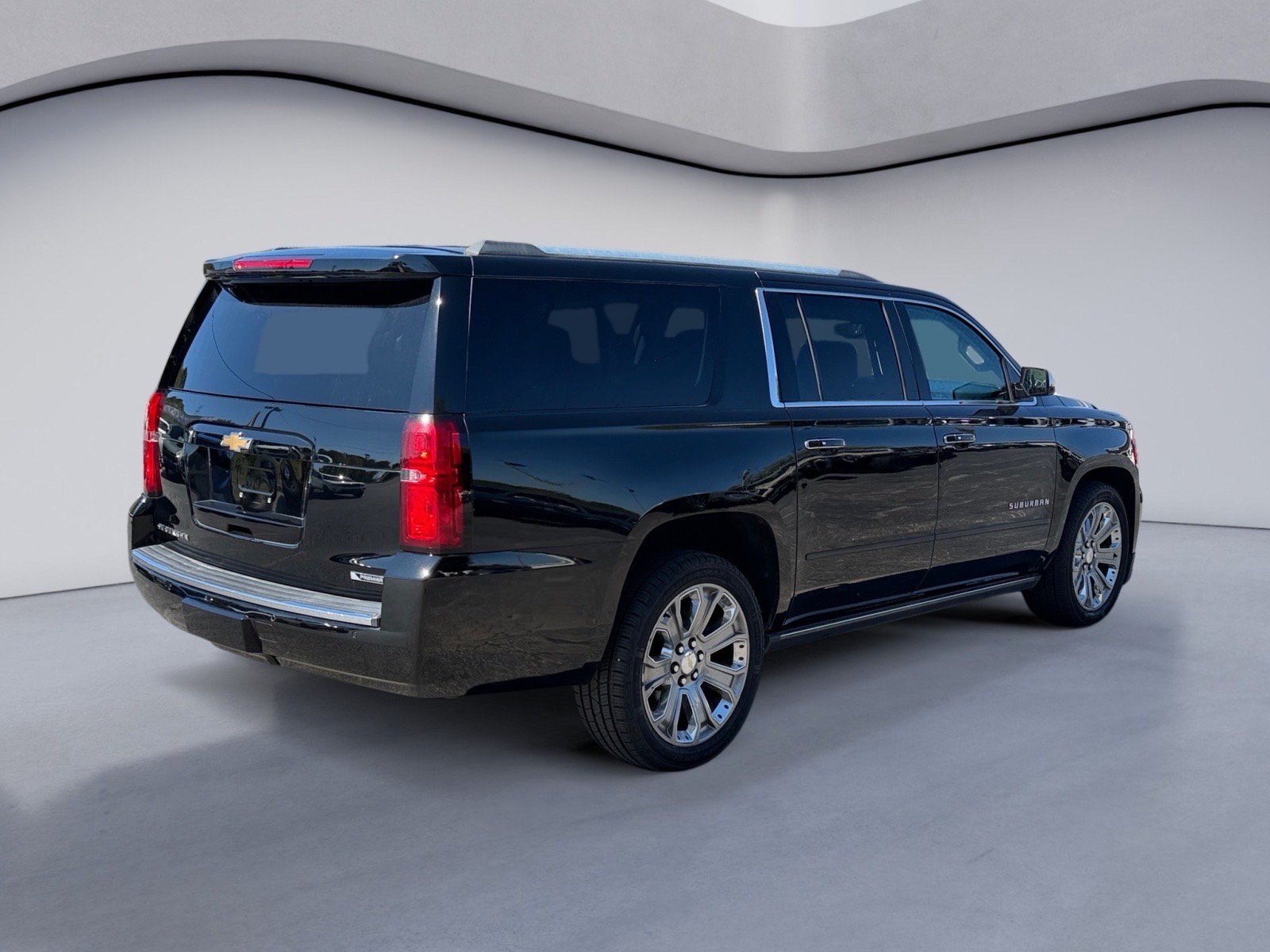 Used 2017 Chevrolet Suburban Premier AWD/4WD image 5
