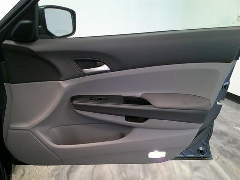 Used 2008 Honda Accord LX image 32