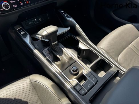 New 2025 Kia Sorento S w/ Panoramic Sunroof Package image 17