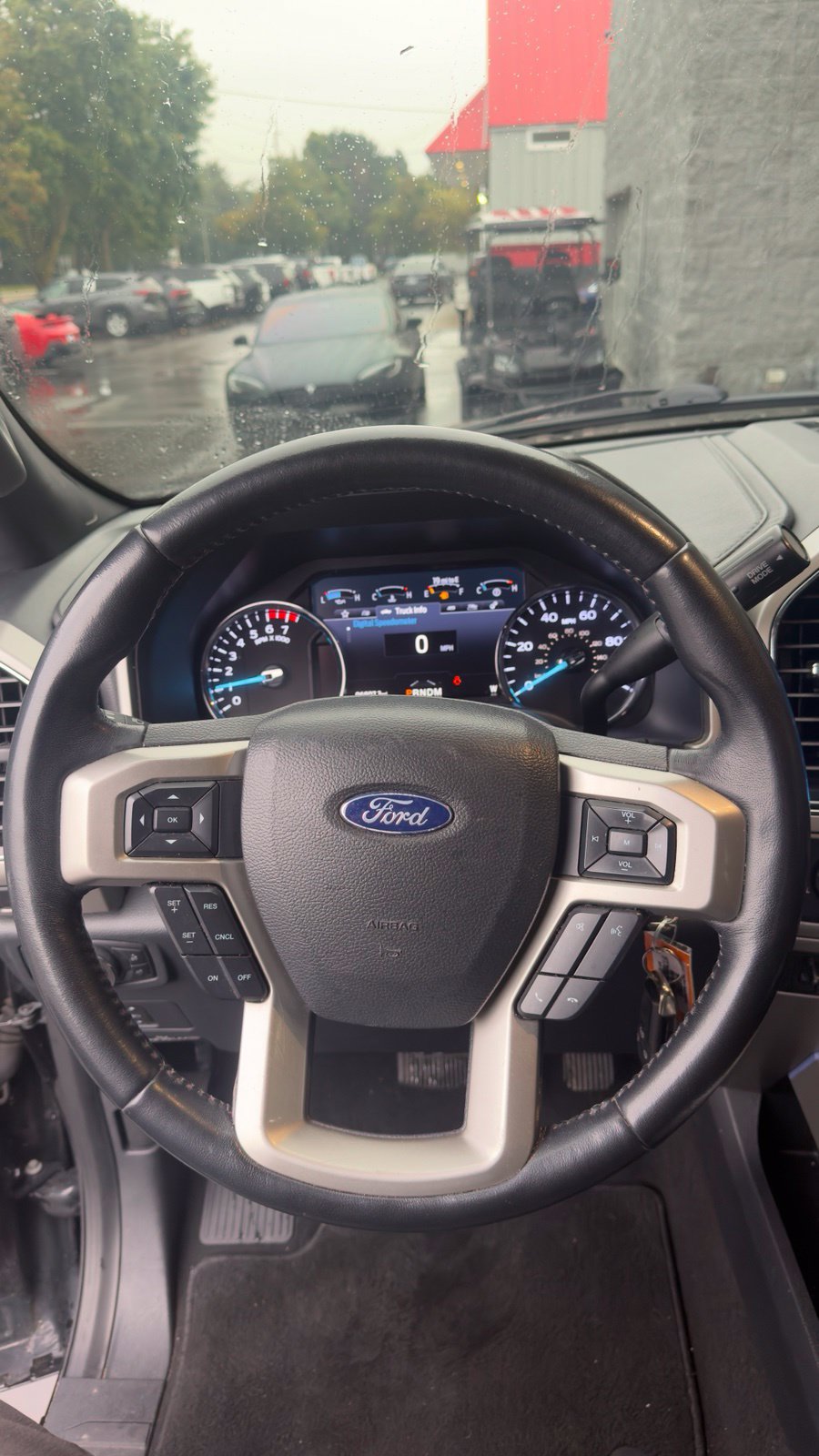 Used 2022 Ford F250 Lariat w/ Tremor Off-Road Package AWD/4WD image 11
