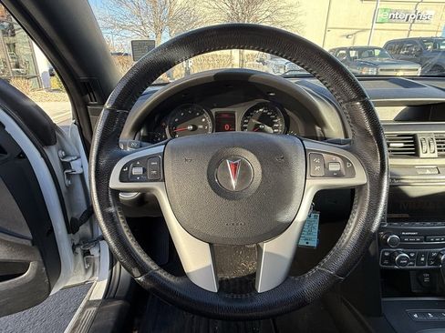 Used 2009 Pontiac G8 w/ Premium Package image 13