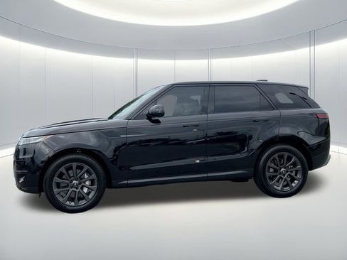 Used 2024 Land Rover Range Rover Sport SE AWD/4WD image 2