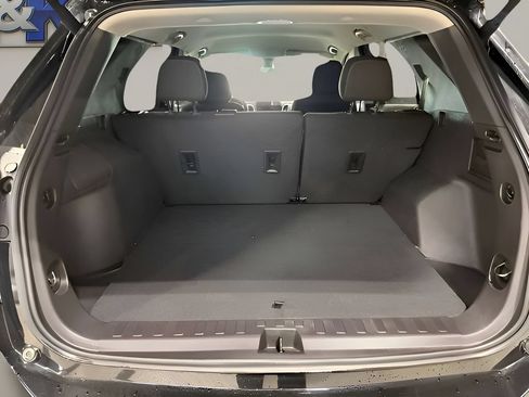 Used 2024 Chevrolet Equinox LT AWD/4WD image 31