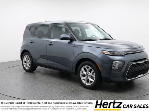 Used 2025 Kia Soul LX w/ LX Technology Package image 1