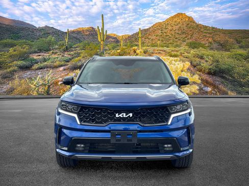 Used 2023 Kia Sorento SX AWD/4WD image 9