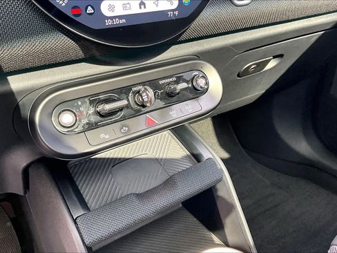 Used 2025 MINI Cooper Countryman S w/ Comfort Package Max image 18