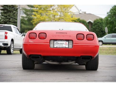 Used 1992 Chevrolet Corvette Coupe image 4