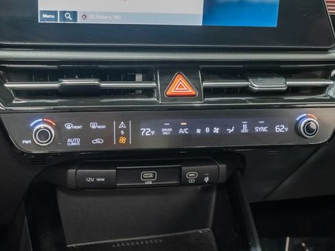 Used 2023 Kia Niro Wind FWD image 21