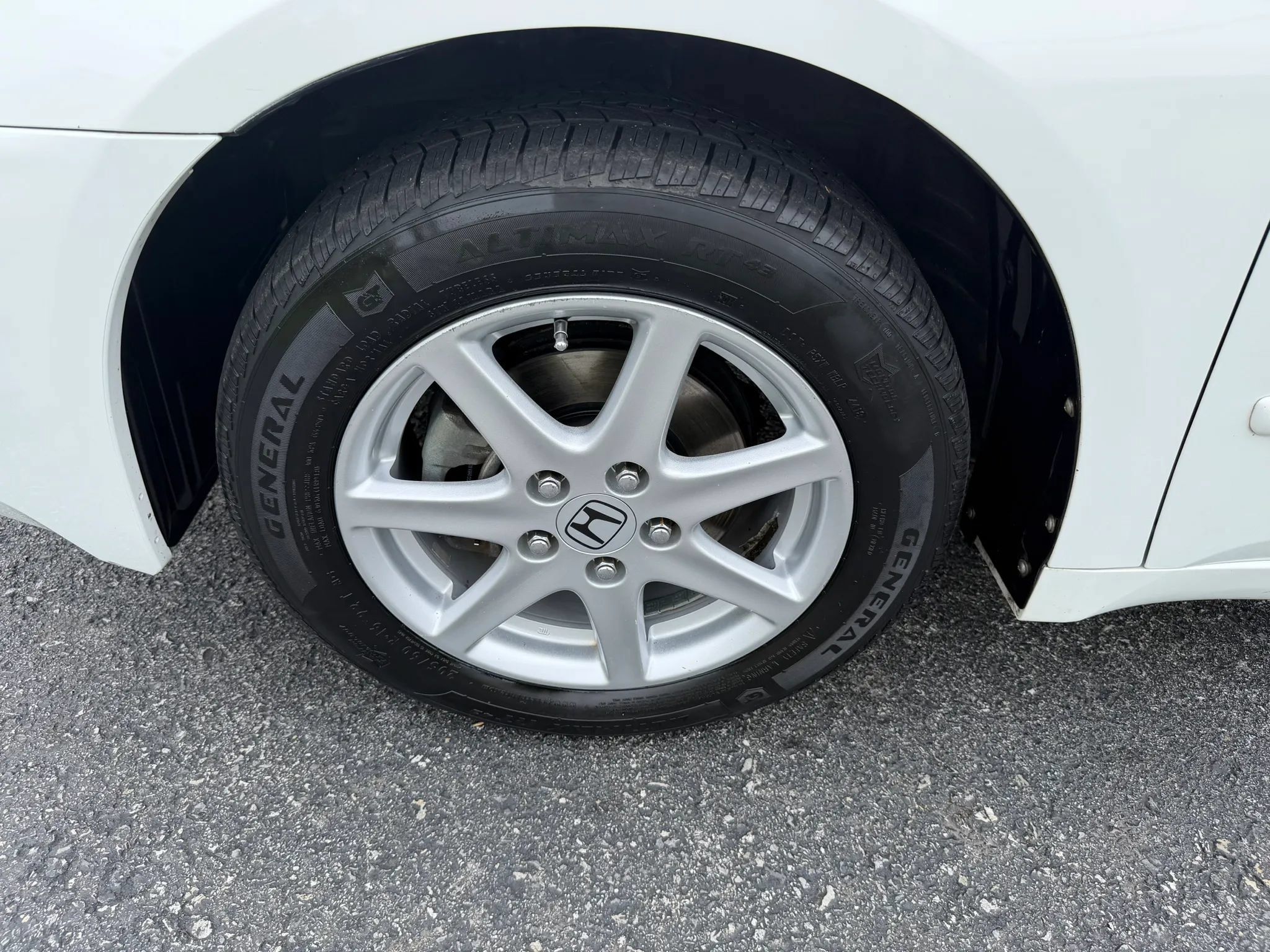 Used 2004 Honda Accord EX image 35