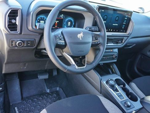 Used 2025 Ford Bronco Sport Big Bend image 9