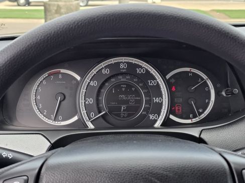 Used 2014 Honda Accord LX image 12