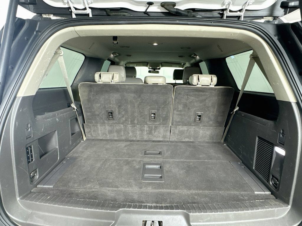 Used 2018 Ford Expedition Max XLT w/ Equipment Group 202A RWD image 33