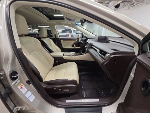 Used 2018 Lexus RX 450h AWD w/ Premium Package image 26