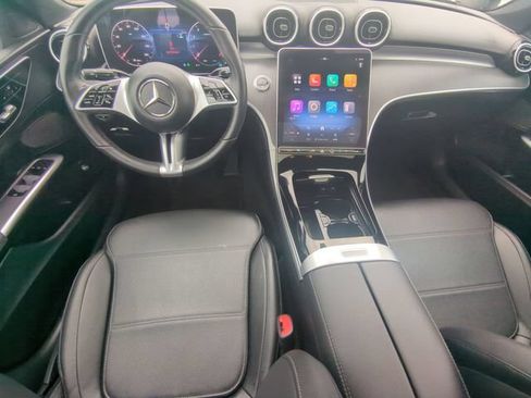 Used 2025 Mercedes-Benz C 300 4MATIC Sedan image 27