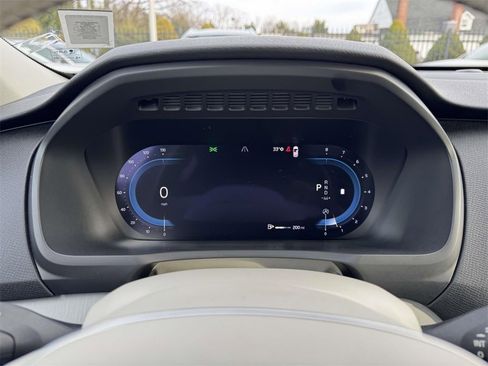 Certified 2024 Volvo XC90 B5 Core w/ Protection Package Premier image 23