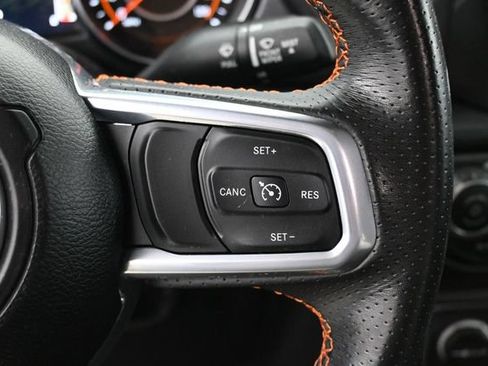 Used 2023 Jeep Gladiator Mojave w/ LED Lighting Group AWD/4WD image 30