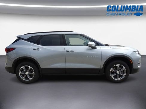 Used 2024 Chevrolet Blazer LT w/ Convenience Package FWD image 2