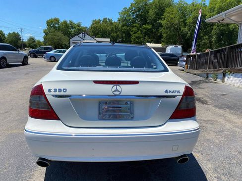 Used 2008 Mercedes-Benz E 350 4MATIC Sedan image 7