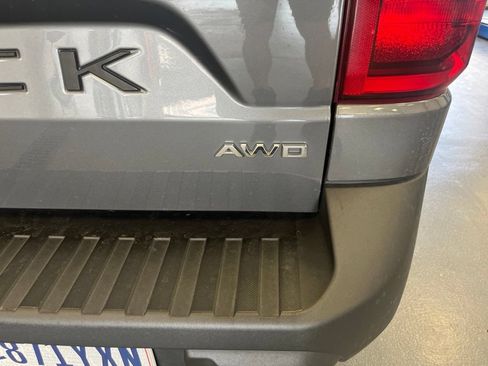 Used 2024 Ford Maverick XLT w/ XLT Luxury Package AWD/4WD image 9