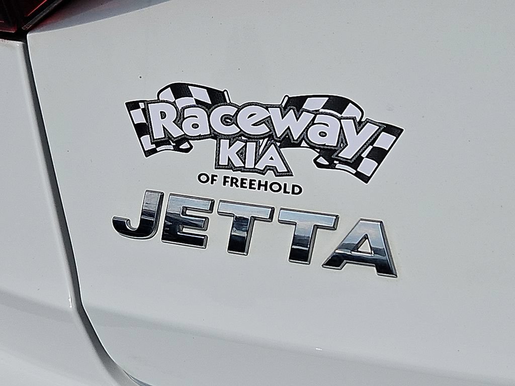 Used 2021 Volkswagen Jetta SE FWD image 33