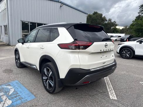 Used 2023 Nissan Rogue SL FWD image 11
