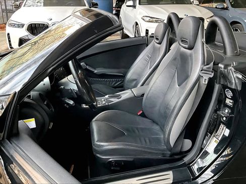 Used 2009 Mercedes-Benz SLK 350 image 7