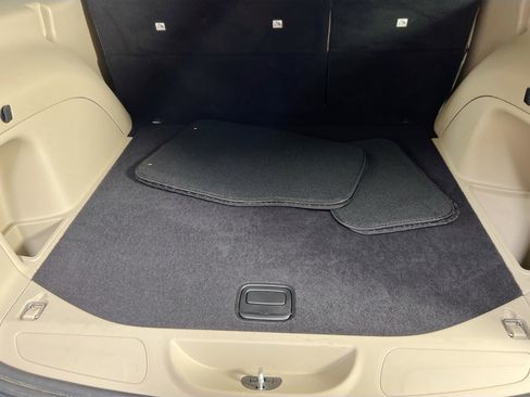 Used 2022 Jeep Grand Cherokee Laredo E image 24